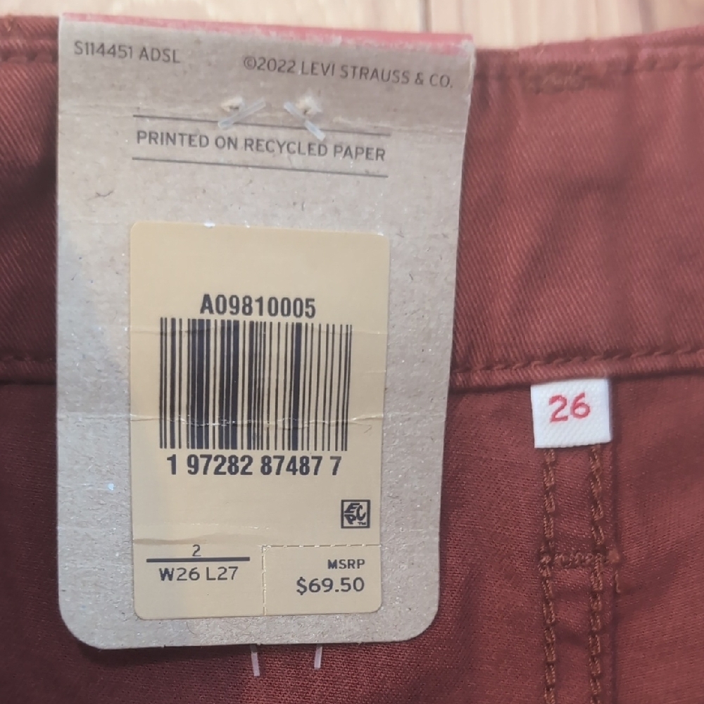 Levi's Rust Pants - Picture 2 of 3